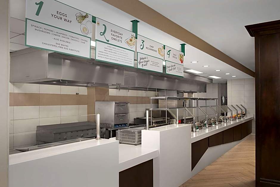 Embassy Suites By Hilton Hotel La Quinta, Ca