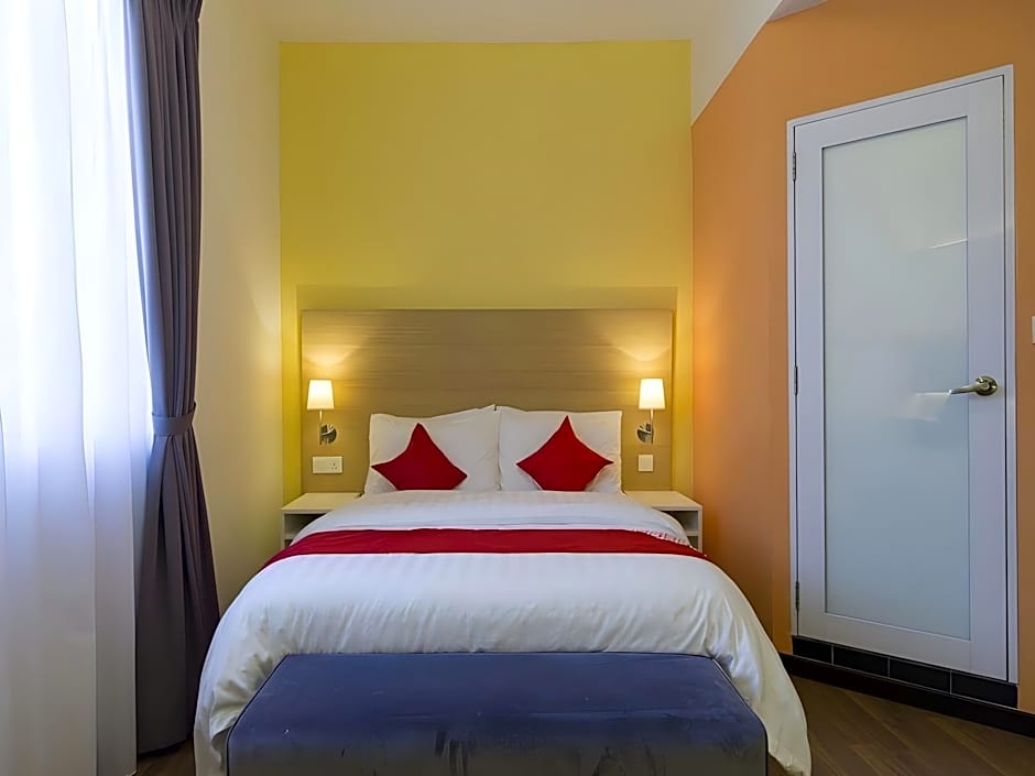 iStay Hotel