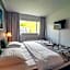 Farmhouse Lodge