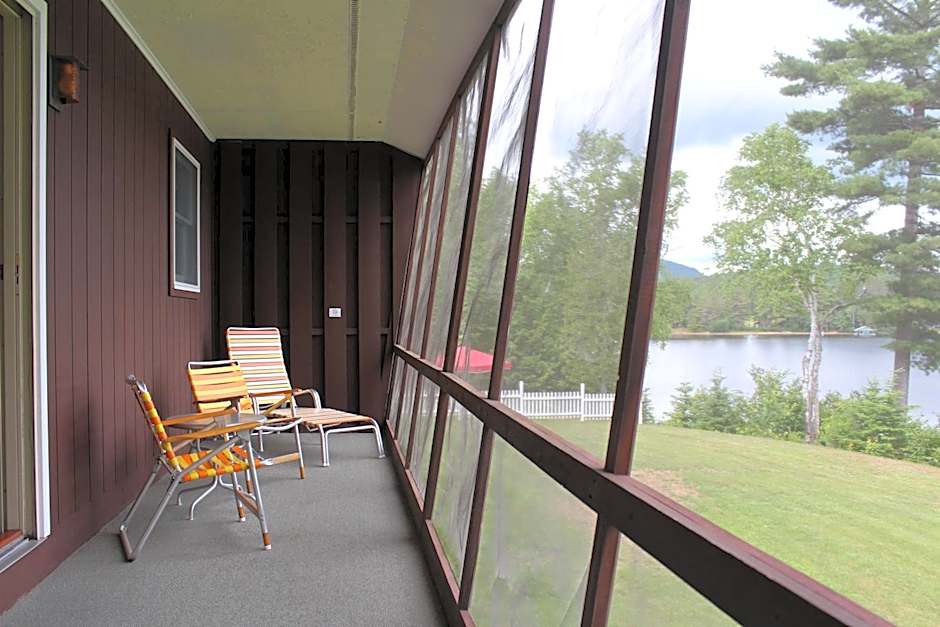 Sandy Point Motel