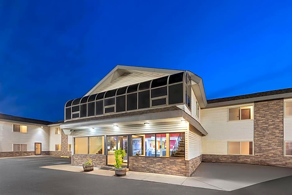 Baymont by Wyndham Iron Mountain