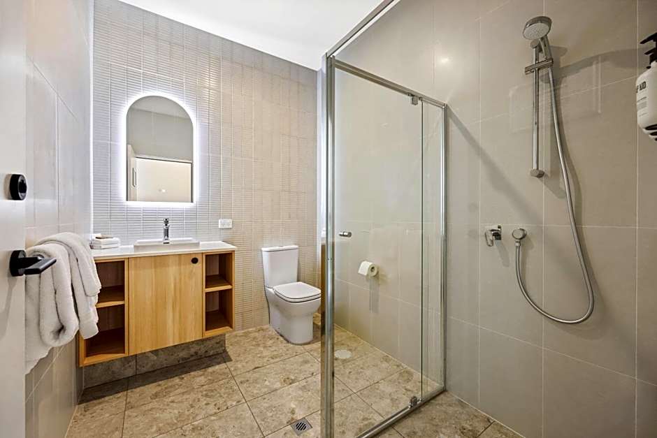Comfort Inn Regal Park