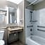 Super 8 by Wyndham Elizabethtown