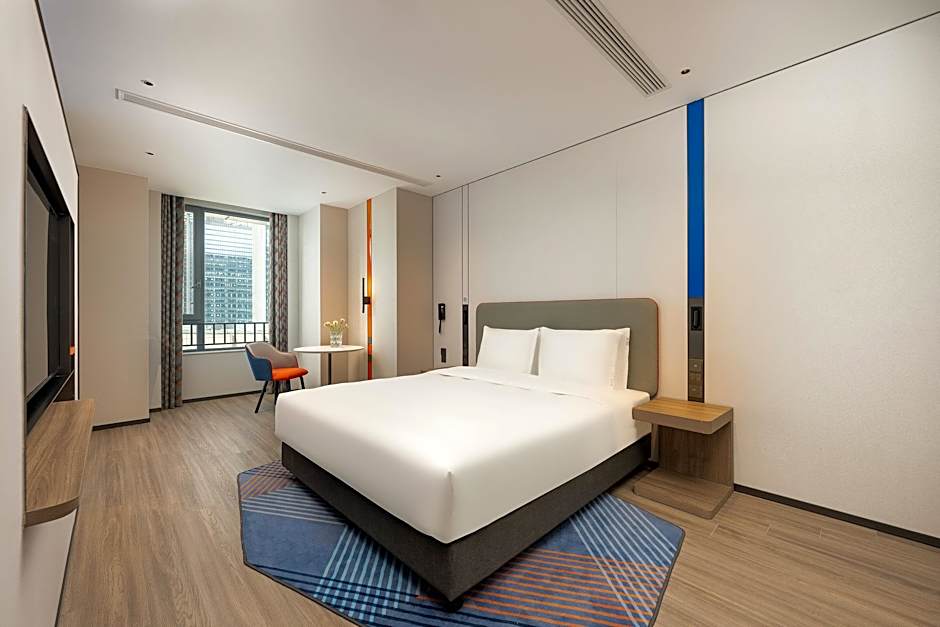 Holiday Inn Express Taizhou City Center By IHG