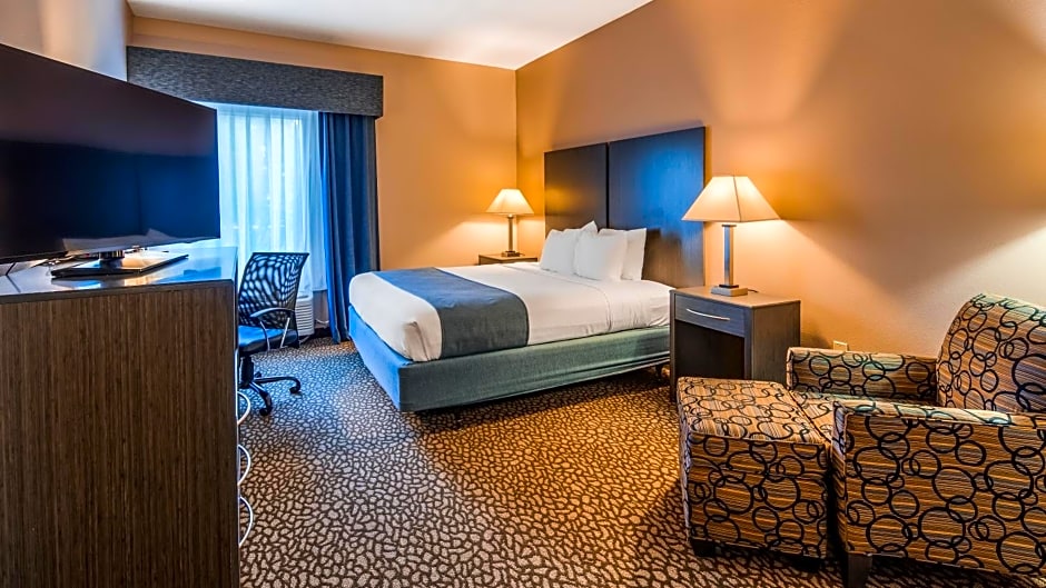 Best Western Plus Bradenton Hotel & Suites