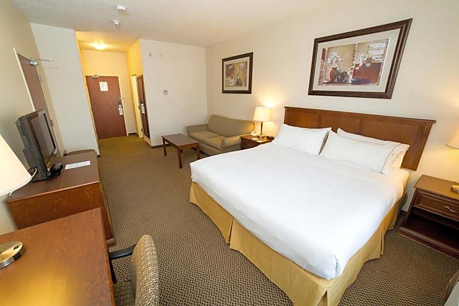 Holiday Inn Express & Suites Drayton Valley By IHG