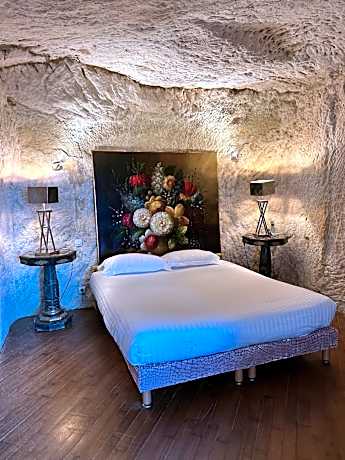 Superior Suite - Cave