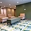 Super 8 by Wyndham Bronx Near Botanical Garden