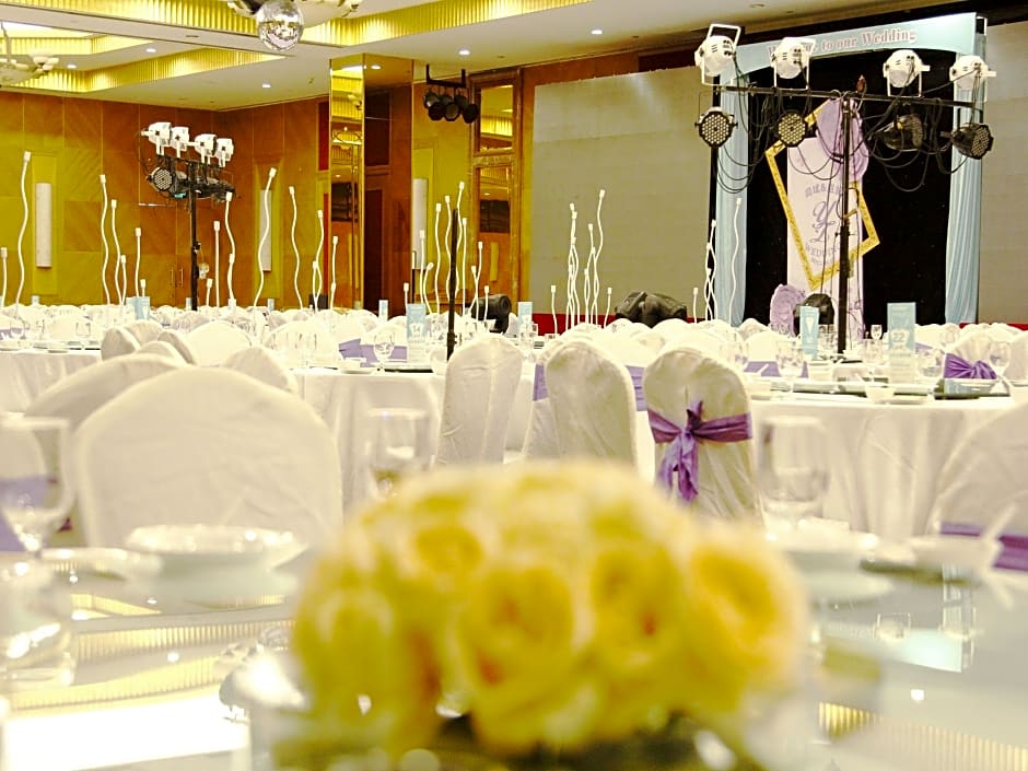 Dalian Grand Continent International Hotel