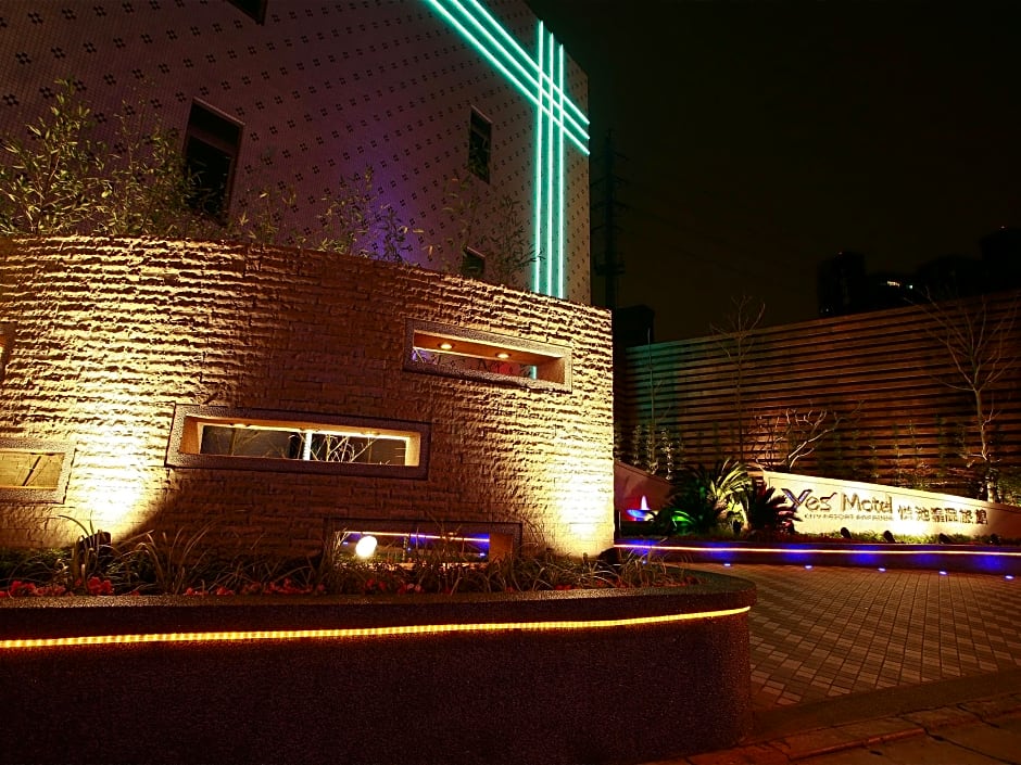 Yes Motel City Resort Paradise