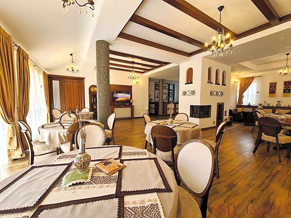 Stejarro Conac Moldovenesc