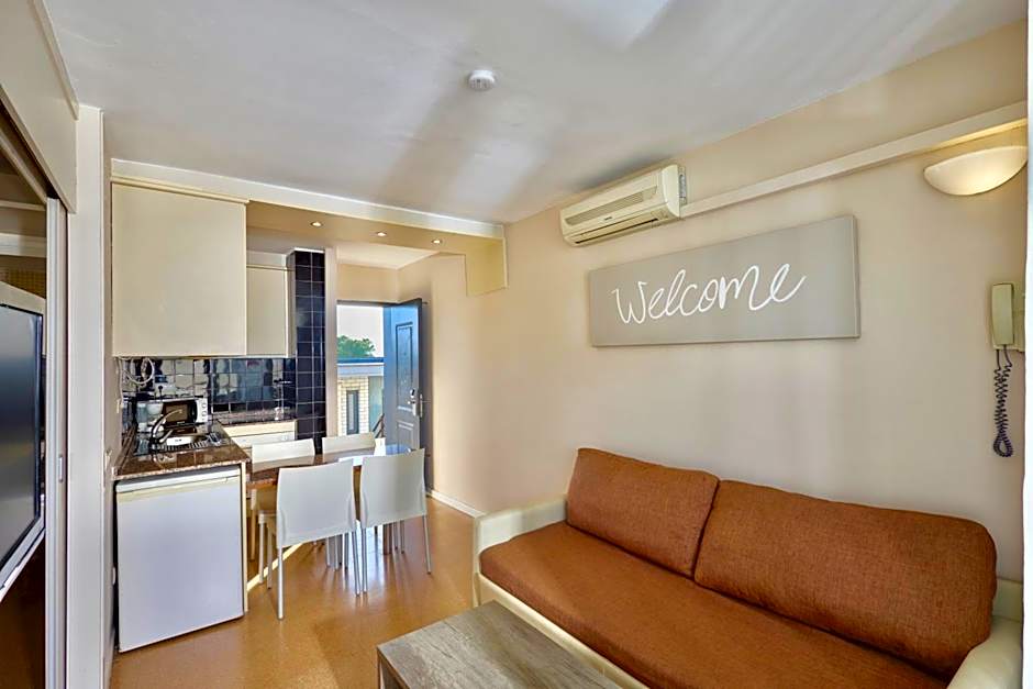 Aparthotel Comtat Sant Jordi