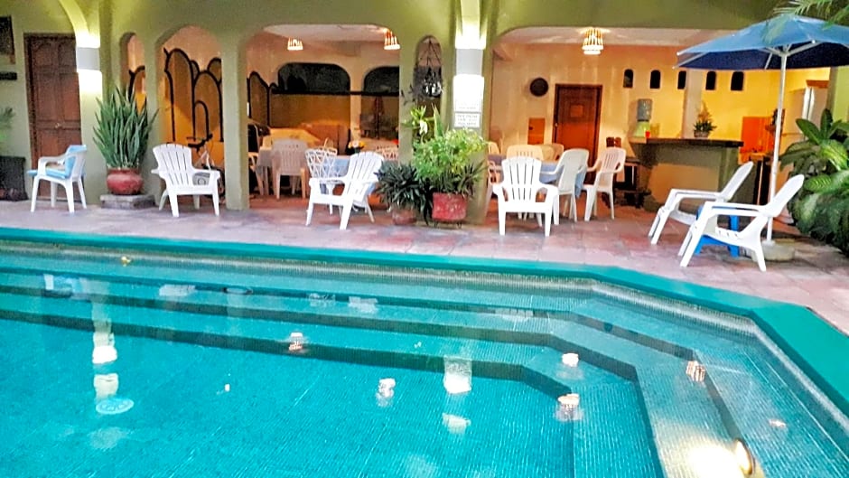 Solimar Inn Suites