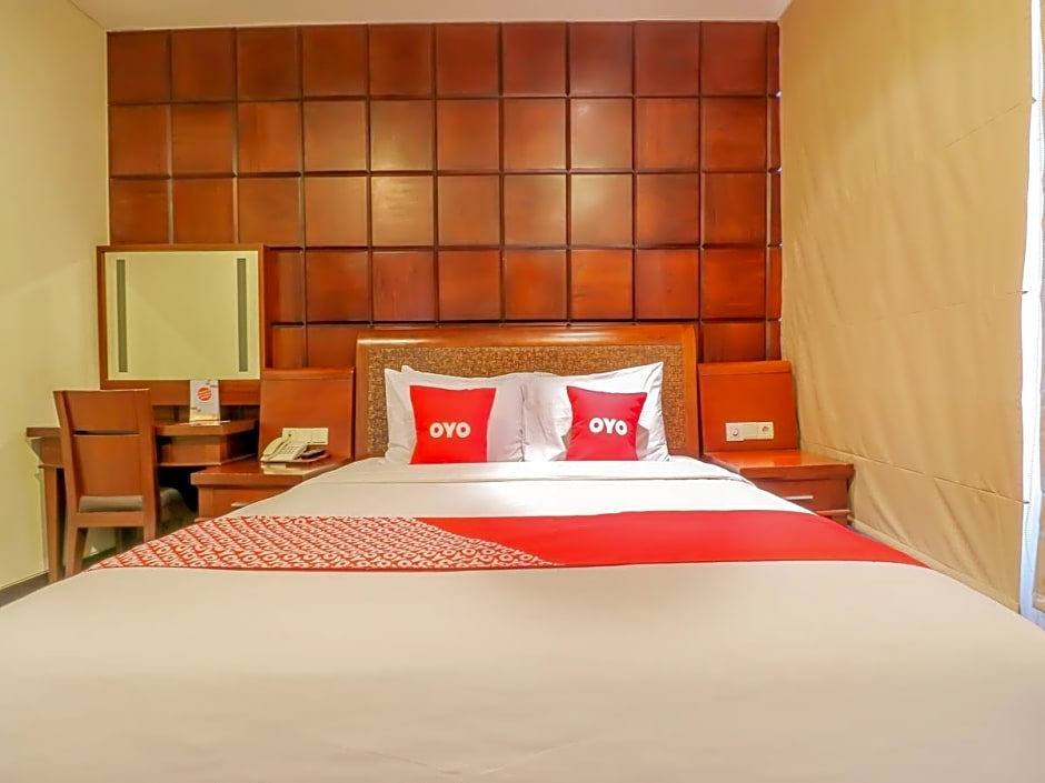 Capital O 2114 Grand Jimbaran Boutique Hotel