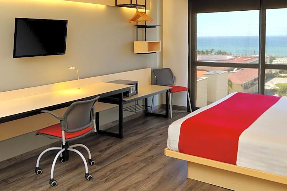 City Express Plus by Marriott Puerto Vallarta