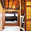 Hostel & Tatami Bar Uchikobare -内子晴れ-