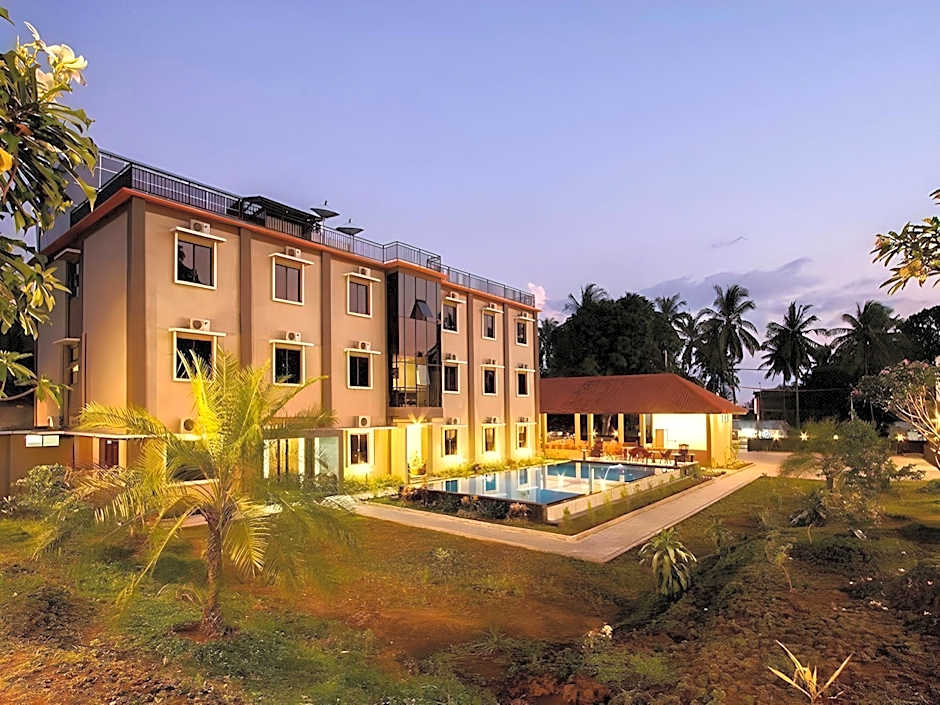 Grand Senggigi Hotel