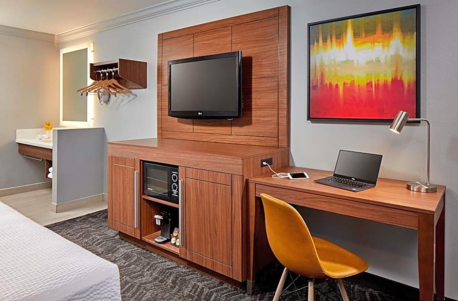 Studio Inn And Suites