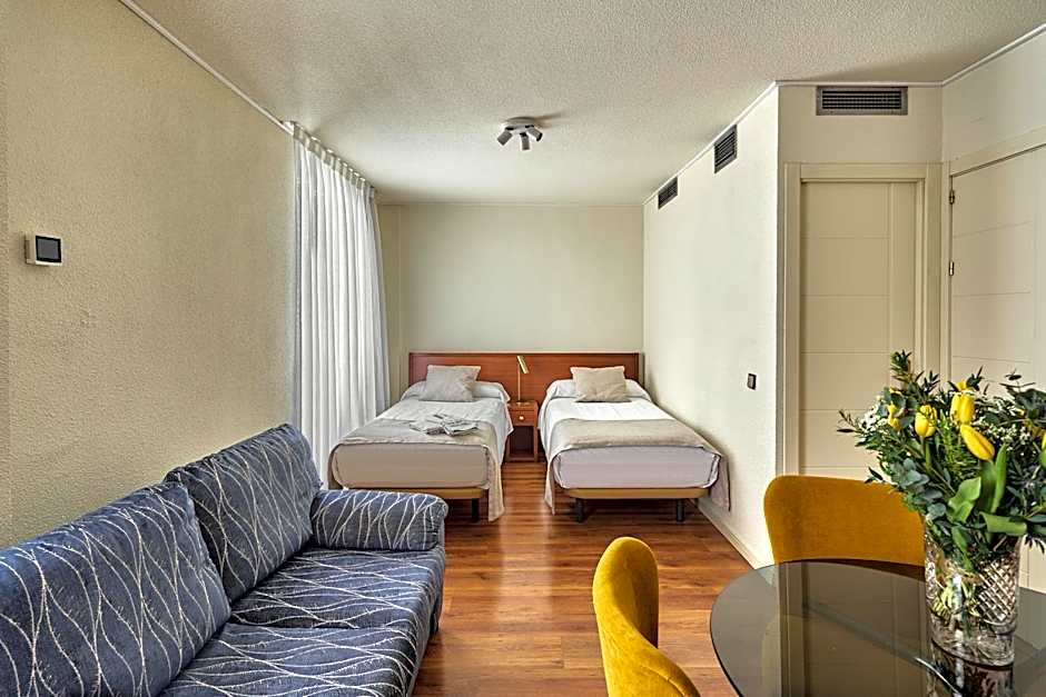 Apartamentos Juan Bravo