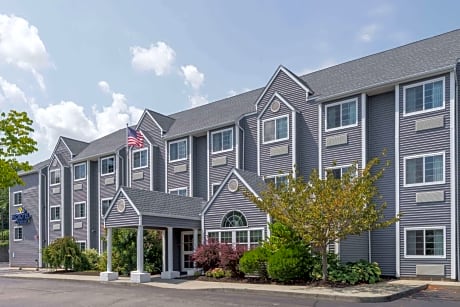 Microtel Inn & Suites by Wyndham Uncasville