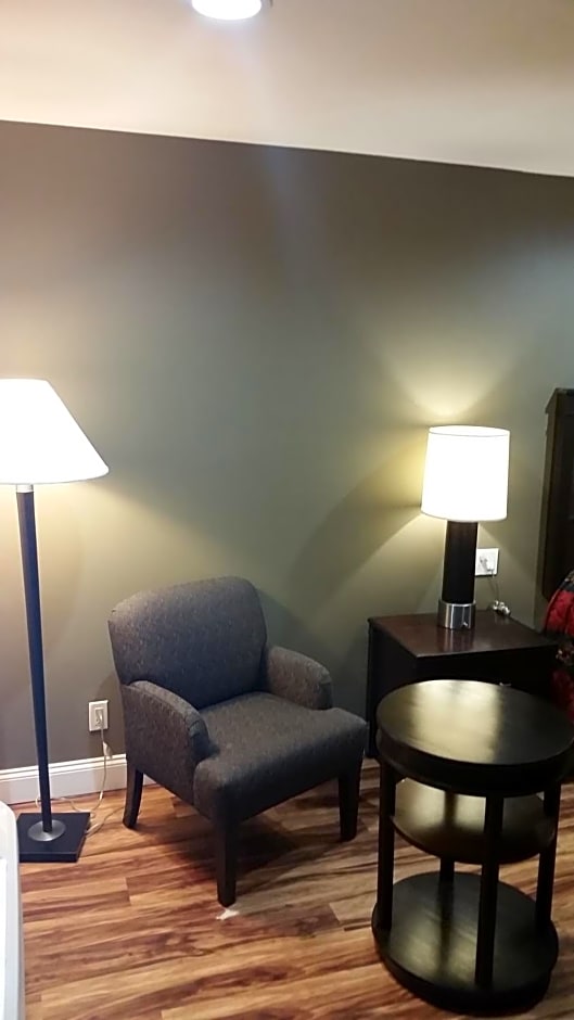 Anaheim Lodge