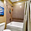 XL Terrace, Lazy River, I-O Pools, Game Room, Spa, Beach, Luxury 2-2 Penthouse!