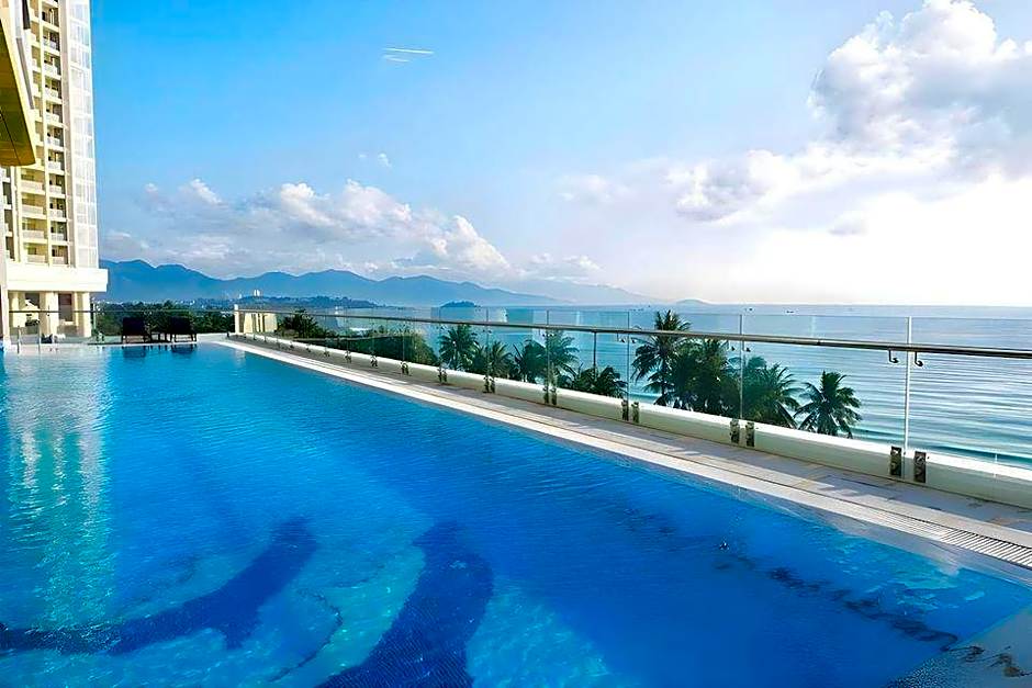 Photo 1 of 2 of Deluxe, Ocean View