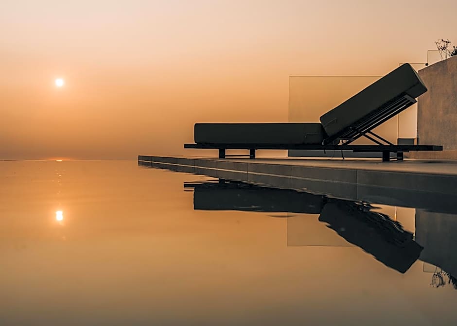 Anadeo Villas & Suites