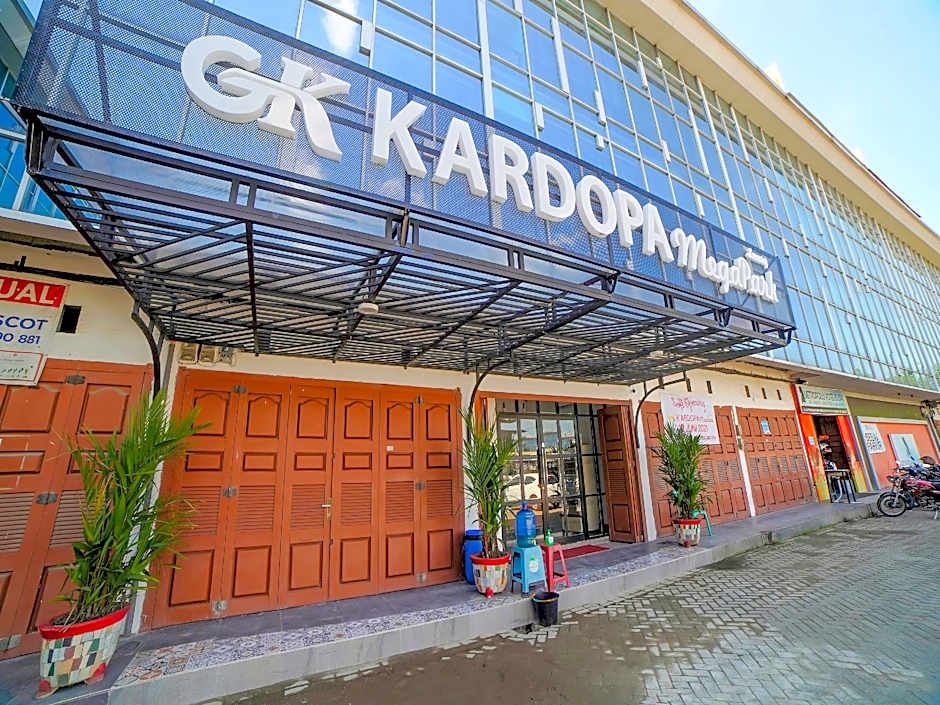 Capital O 90447 Kardopa Hotel Megapark