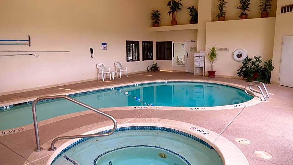 Baymont Inn & Suites by Wyndham