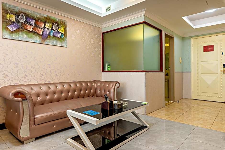 Guangzhou Manhattan International Apartment Zhengjia Free bus services are provided for the first and second phases