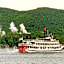 The Sundowner on Lake George