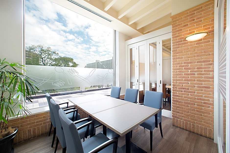 Oriental Hotel Tokyo Bay