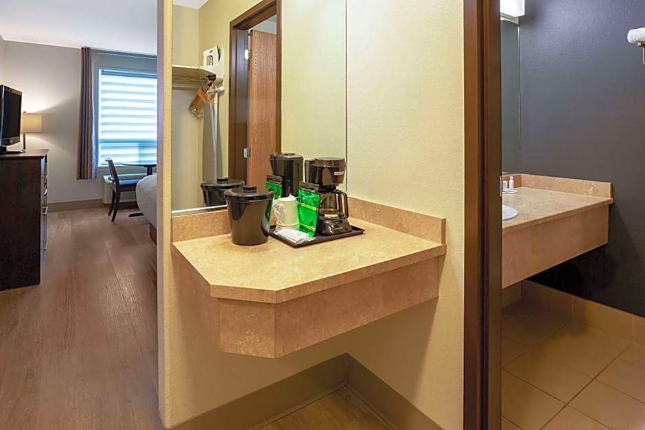 Super 8 by Wyndham Quebec City