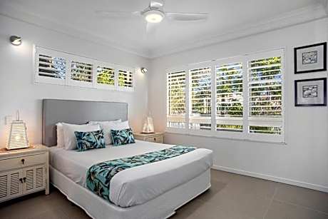 Waterfront Apartment Ground