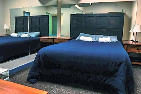 Queen Room with Shared Bathroom