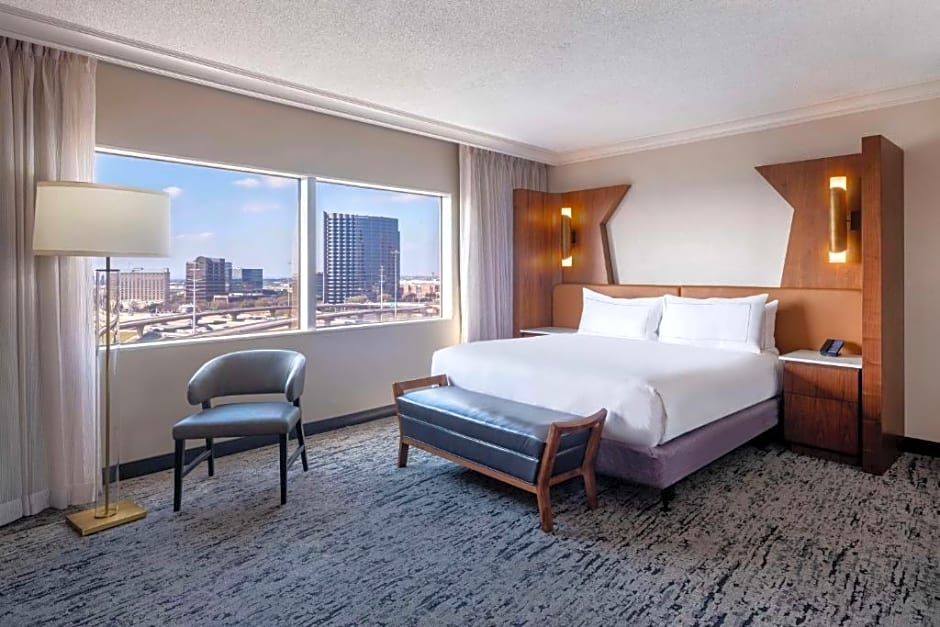 Hilton Dallas Lincoln Centre