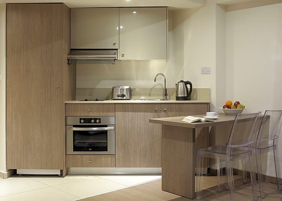 Melpo Antia Luxury Apartments & Suites