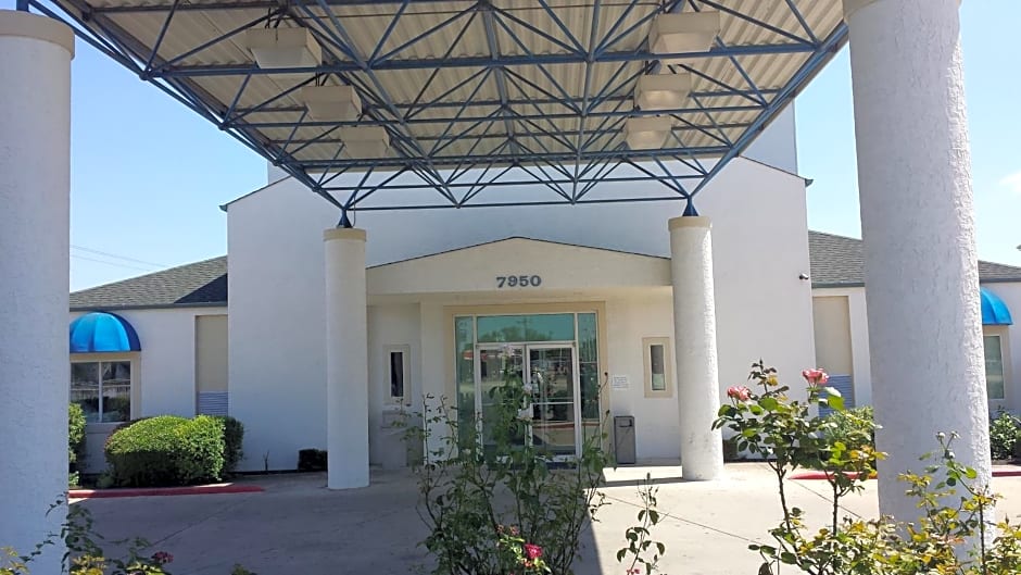 Motel 6-San Antonio, TX - South