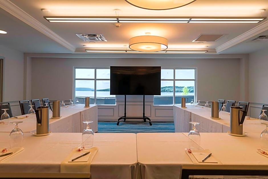 Hotel Canandaigua, Tapestry Collection by Hilton