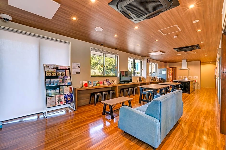 Kintetsu Friendly Hostel -Osaka Tennoji Park-