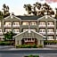 River Terrace Inn