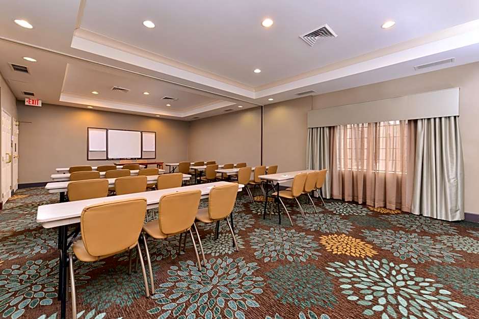 Staybridge Suites O'Fallon Chesterfield By IHG