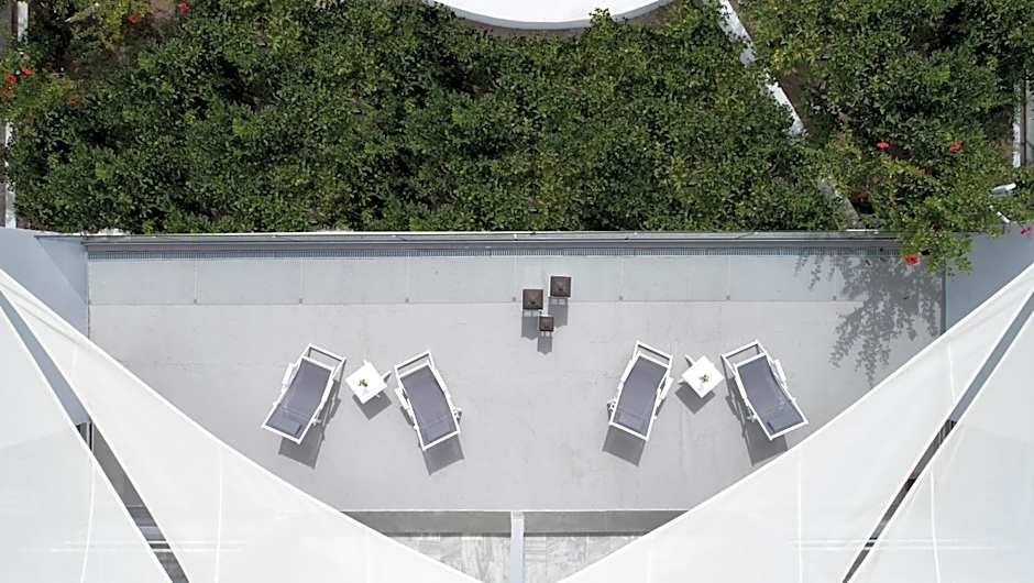 Kouros Seasight Hotel