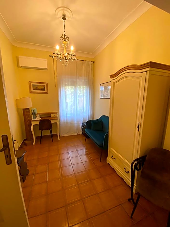 Villa Favorita Suites