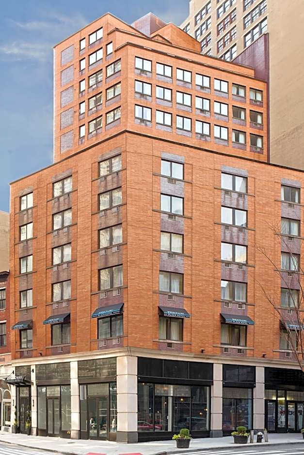 Broadway Plaza Hotel
