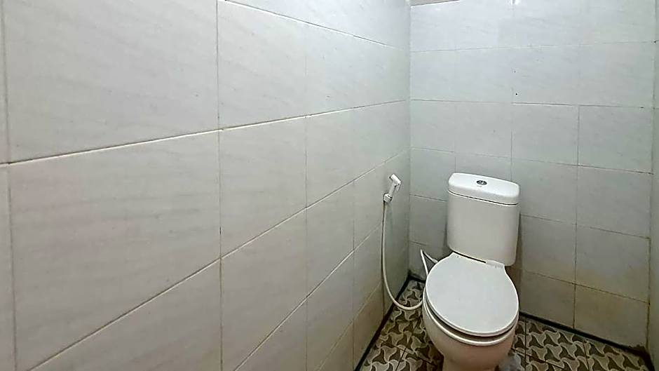 Reddoorz @ Homestay Gayatri