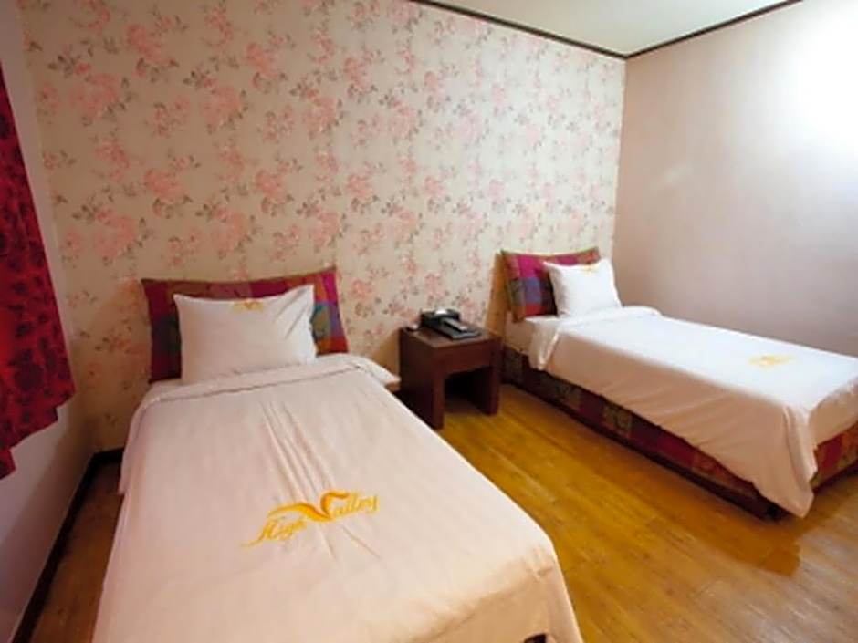 Goodstay Highvalley Hotel