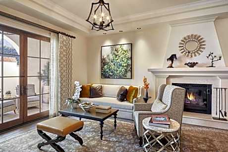 1 Bedroom Villa, 1 King, Sofa bed, Fireplace, Patio