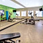 La Quinta Inn & Suites by Wyndham Oklahoma City Yukon